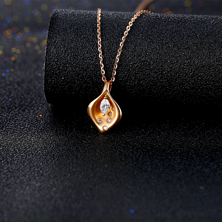 品牌:              爱丽丝珠宝              货号