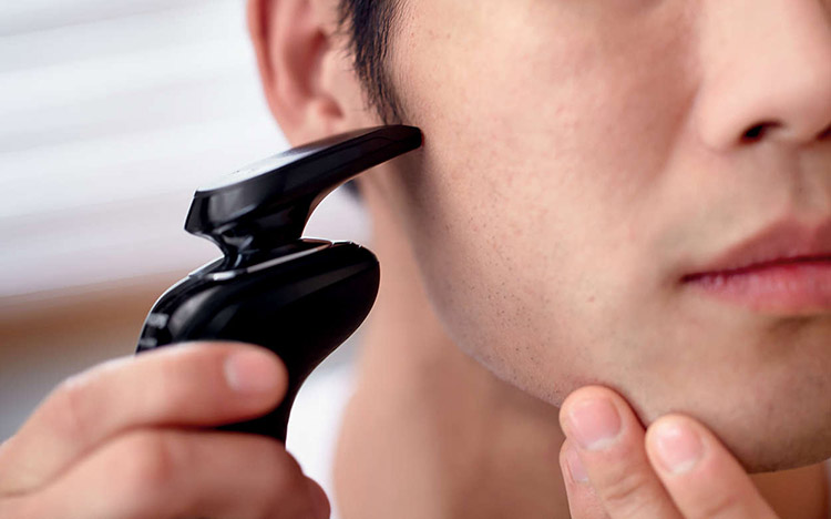 philips飞利浦 男士电动剃须刀 三刀头刮胡刀胡须刀